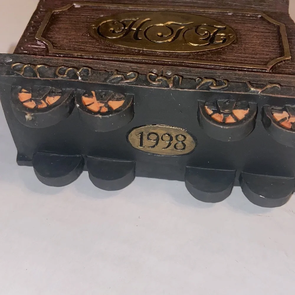 New in box Home Towne Express vintage 1998 Edition Coal Tender train car